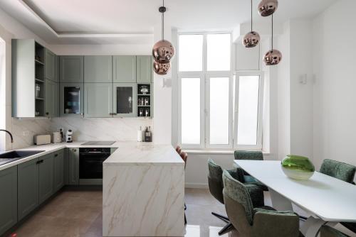 Imperial Riva Residence