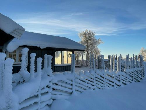 Το Family Cabin With Views In Sør-Fron τον χειμώνα