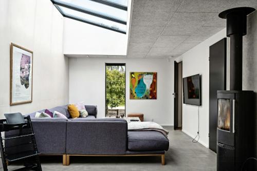 Posezení v ubytování Nordic Architecture With Room For The Whole Family