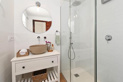 Villa Teresa by Marhen Homes