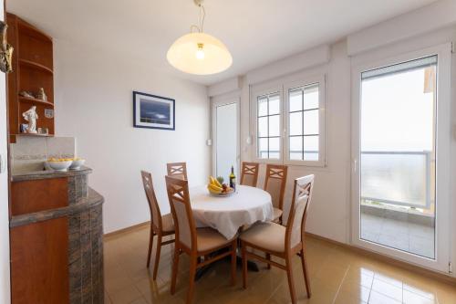 The View, 3 bedroom apartment