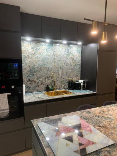 Photo de la galerie de l'établissement Luxury 3 bedrooms appart Disneyland, à Meaux