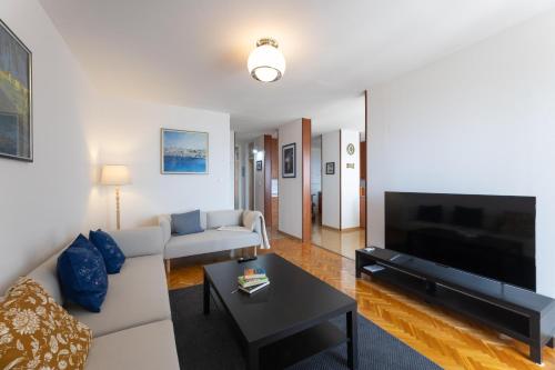 The View, 3 bedroom apartment