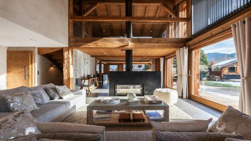 Photo de la galerie de l'établissement Beautiful Chalet Near Slopes In Praz-Sur-Arly, à Praz-sur-Arly