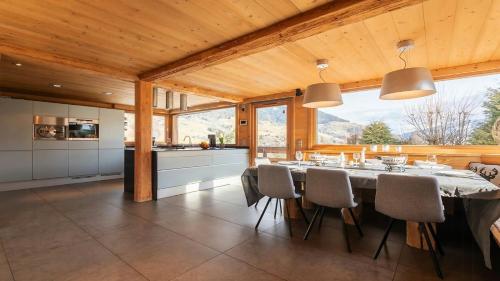 Photo de la galerie de l'établissement Beautiful Chalet Near Slopes In Praz-Sur-Arly, à Praz-sur-Arly