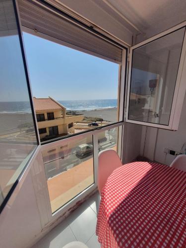 Alquilaencanarias-Medano, Cabezo beach, sea views!
