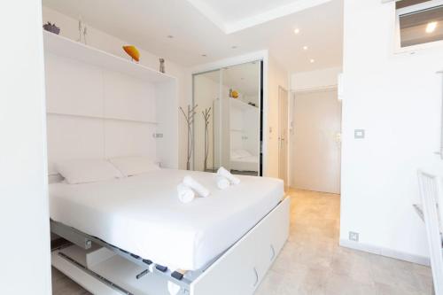 Florida 35m studio with sea views close to the Croisette