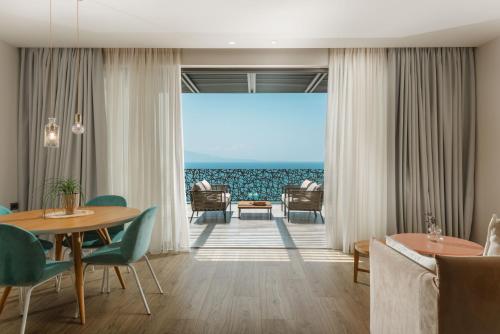 Gallery image of Glow Boutique Hotel & Suites in Sarandë