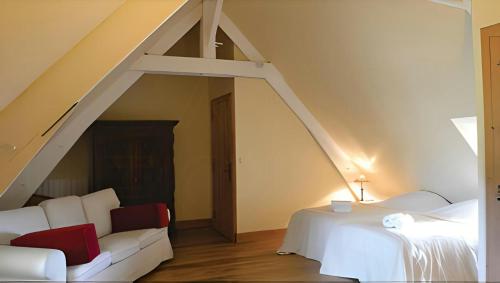 Photo de la galerie de l'établissement Restored Farmhouse In The Heart Of Périgord Noir, à Domme