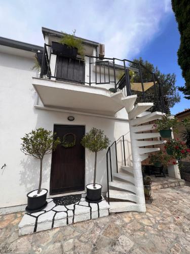 Apartment Dolce Vita - 40 m to the sea & Beach-sleeps 3