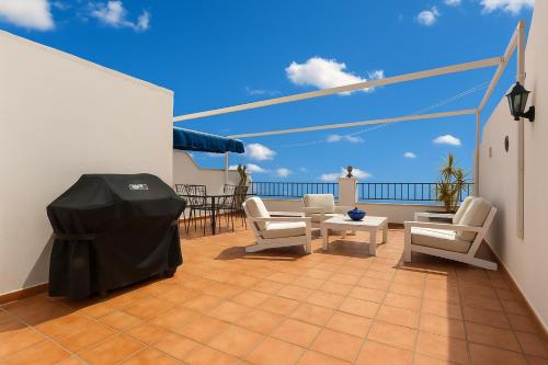 3 Bed Villa with Stunning View PC4