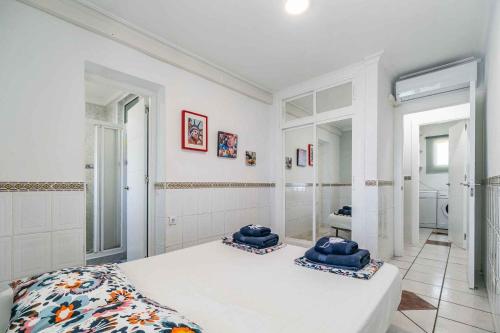 Charming Townhouse in El Faro, Spain, Studding Sea View & Community Pool
