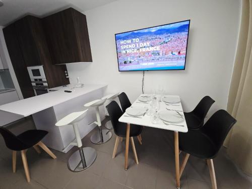 Photo de la galerie de l'établissement Nice Riquier 8, à Nice