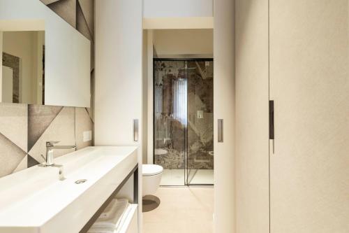 Ένα μπάνιο στο 10 Manzoni Aparthotel