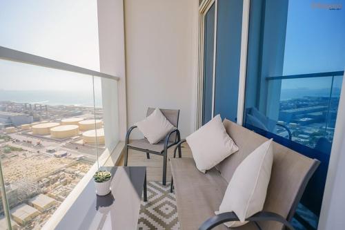 Bnbeyond's Modern Marina Pad