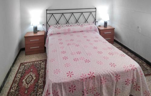 Ένα ή περισσότερα κρεβάτια σε δωμάτιο στο Cedeira 2