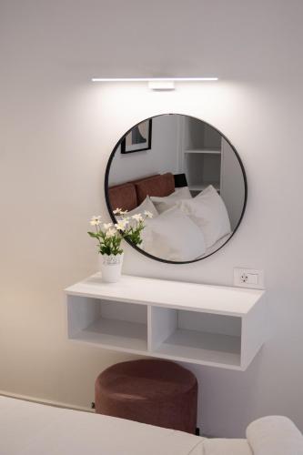 Apanemia Apartment