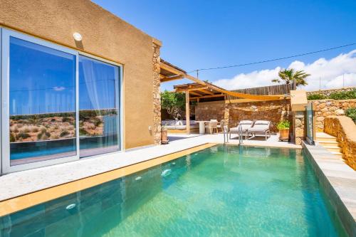 Imagen de la galería de Vala Luxury Villa B, en Karpathos