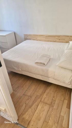 Suite Etonnant Voyageur - Gare&TNB à 100 m - 4 personnes