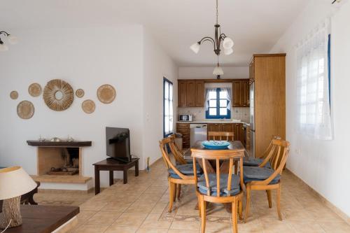 The Paros Collection Homes Luma