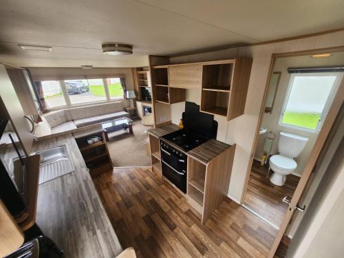 Η κουζίνα ή μικρή κουζίνα στο PetFriendly- FamilyFriendly- 8Berth- Tattershall