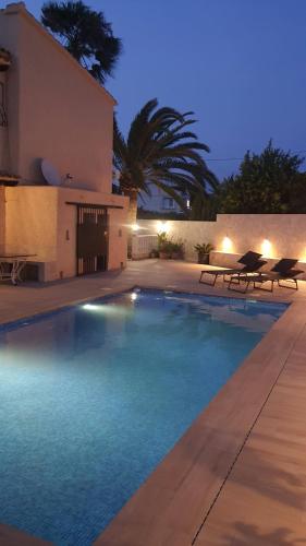 Villa Los Pinos 8F