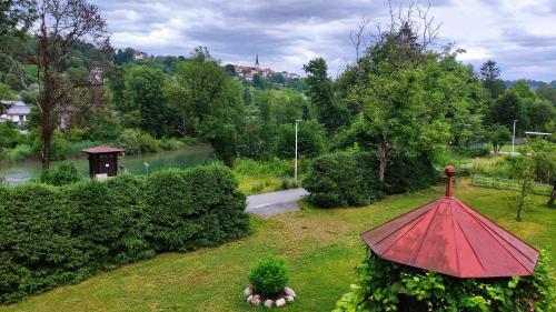 Zahrada ubytování Vila Jasna