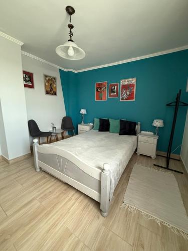 Small flat next to the spa