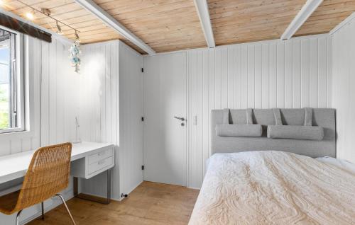 Katil atau katil-katil dalam bilik di Lovely Home In Odder With Kitchen