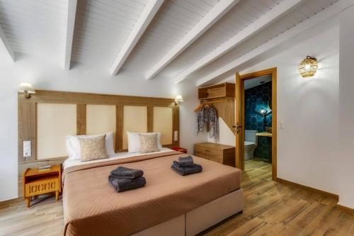 Villa Alpha by Villa Plus