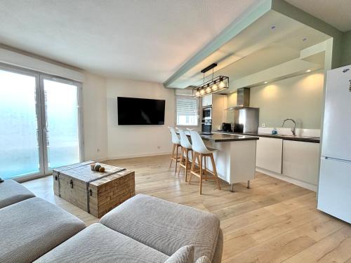 O Fabuleux * 2 chambres * Parking * Clim* WIFI/TV