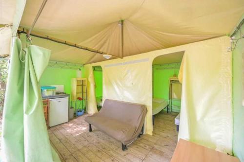 Χώρος καθιστικού στο Camping 3 étoiles - Piscine - ccbbh0a