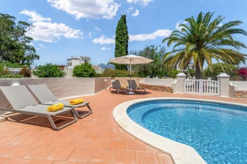 Casa Brava 6 Bedroom Villa with Pool