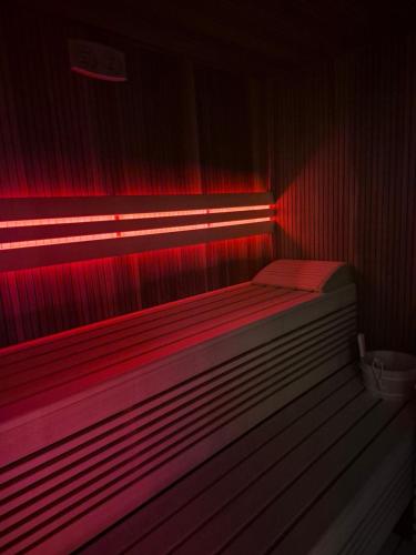 Photo de la galerie de l'établissement HOTEL Amber Suite & SPA - Enklawa dla Dorosłych, à Międzywodzie