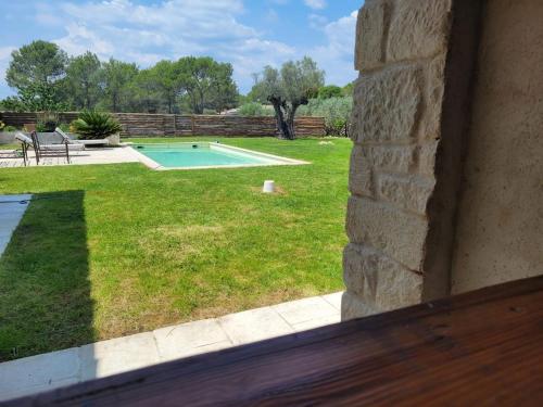 Photo de la galerie de l'établissement Beautiful Provencal farmhouse and pool, à Bagnols-en-Forêt