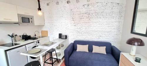 Grand studio avec terrasse - Gare - Metro - Wifi