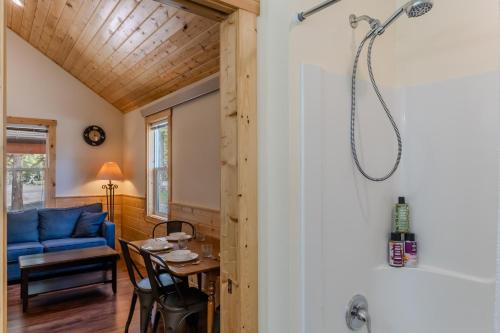 Φωτογραφία από το άλμπουμ του Forest View Cabin σε West Yellowstone