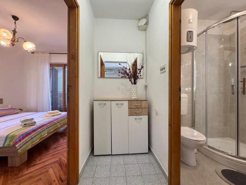 Koupelna v ubytování Apartments Meri