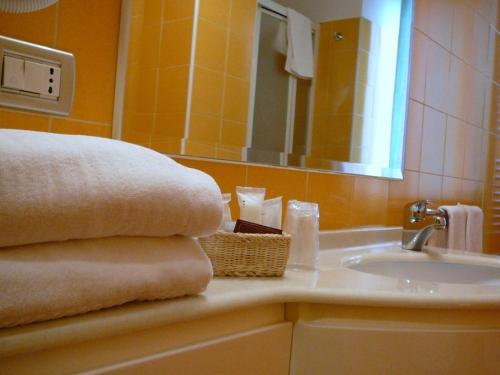 Kylpyhuone majoituspaikassa Hotel Matteotti