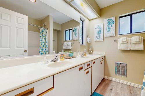 Ένα μπάνιο στο Lollipop Lakehouse