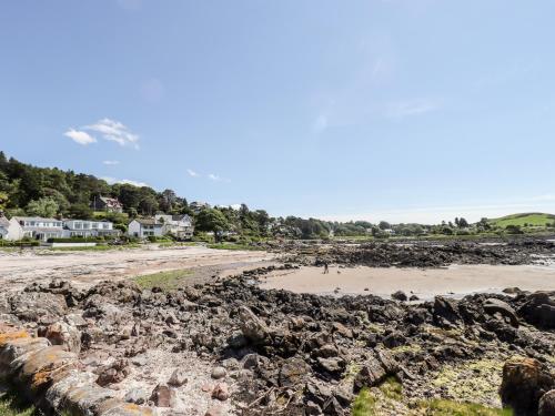 a view of the beach from the shoreline at The Barn in Dalbeattie