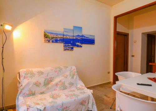 Χώρος καθιστικού στο Quiet Mountains Apartment - with Wi-Fi, Smart TV