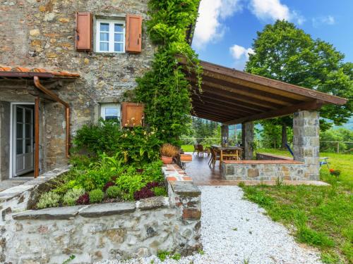 Zahrada ubytování Holiday Home Fanny by Interhome