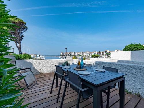 Apartment Palmyra-8 by Interhome