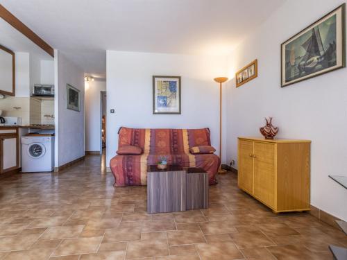 Apartment Les Maisons sur la Plage-3 by Interhome