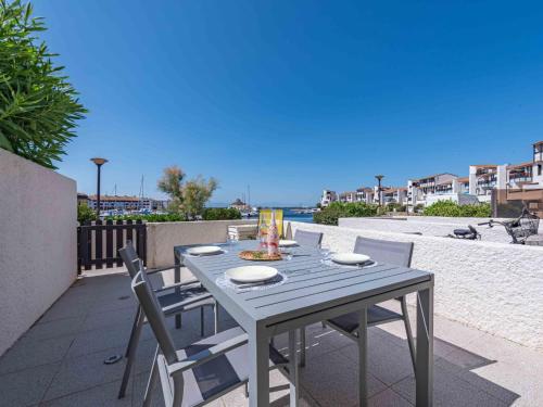 Apartment Palmyra-9 by Interhome