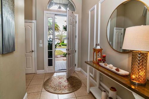 Ảnh trong thư viện ảnh của You're On Island Time in this 4 BR in Quiet Neighb ở Sampson