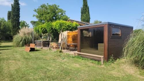 Taman di luar Agriturismo Borgo Santa Maria