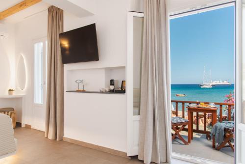 Gallery image of Hotel Efrosini in Platis Yialos Sifnos