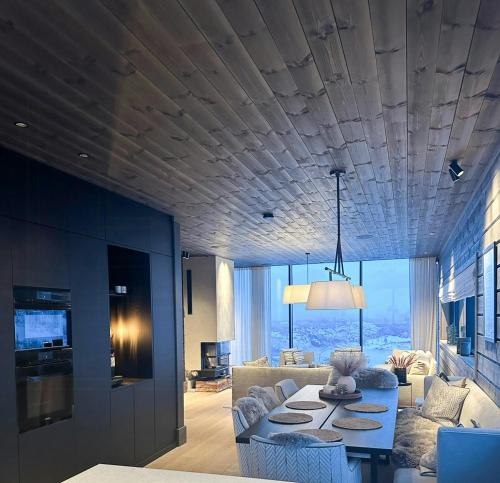 Gallery image of Unique Cabin With Spa And Ski In-Ski Out in Hemsedal